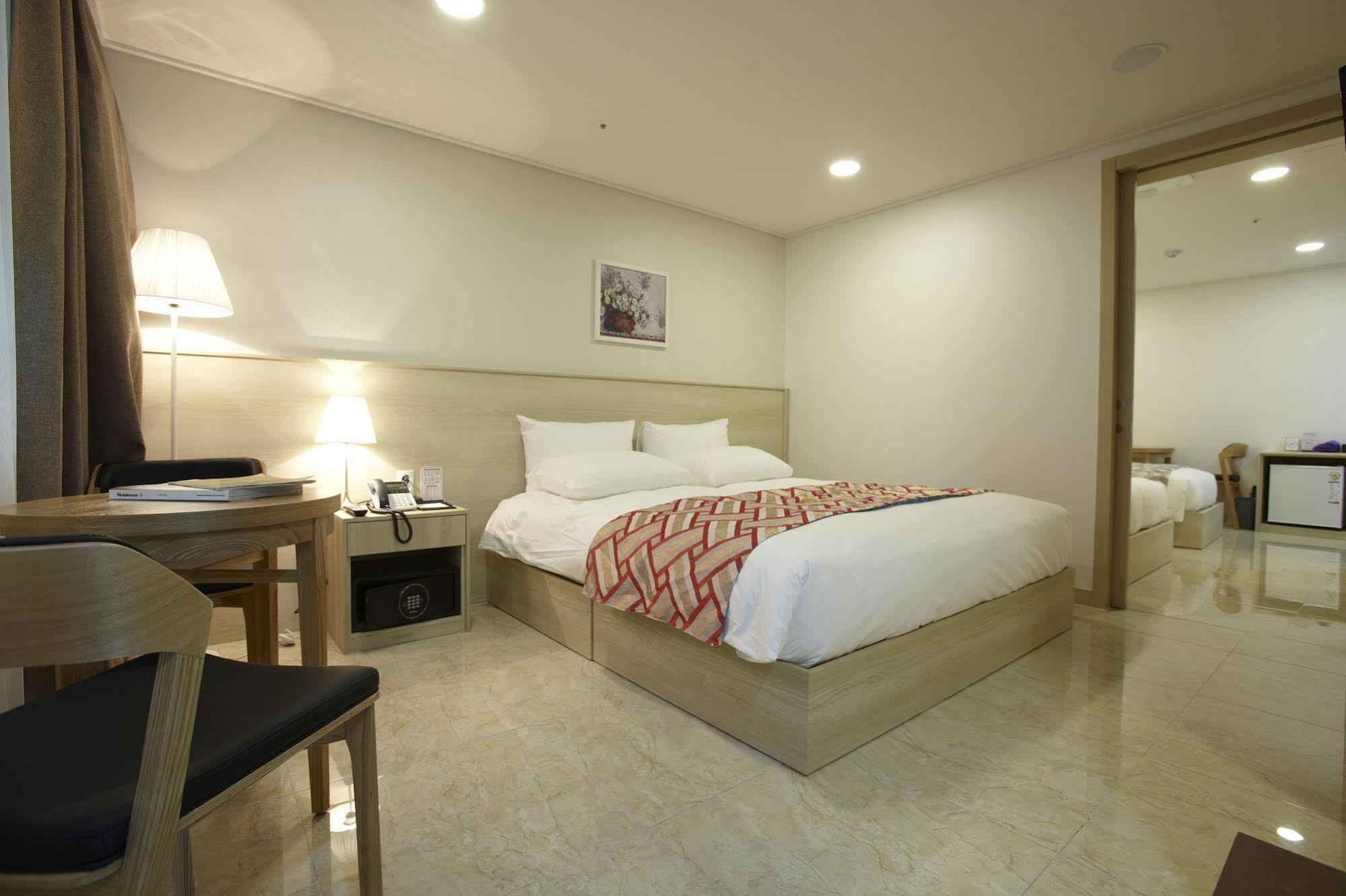 Hotel Sopra Incheon Cheongna Extérieur photo